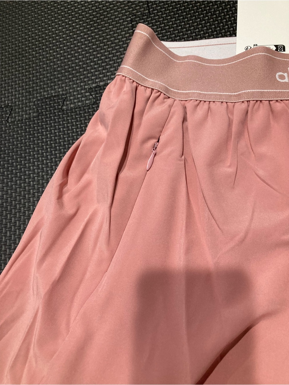 ALO Women's Pink Athletic Pull-On High-Waisted Shorts - Picture 4 of 6